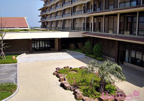 ���κ�����¥